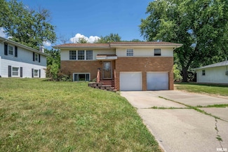 6822 N Kimberly Dr, Peoria, IL 61614