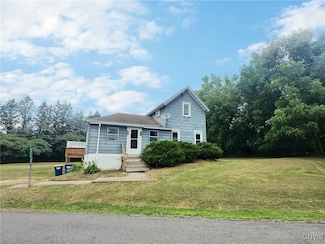 5373 Rowland Rd, La Fayette, NY 13084