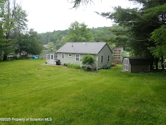 265 S Lake Rd, Montrose, PA 18801