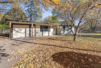 11927 Vintage St NW, Coon Rapids, MN 55433
