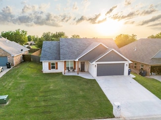161 Sooner Dr, Stroud, OK 74079
