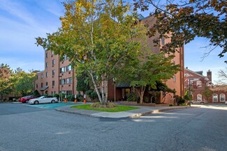 10 Norman St Unit 402, Salem, MA 01970
