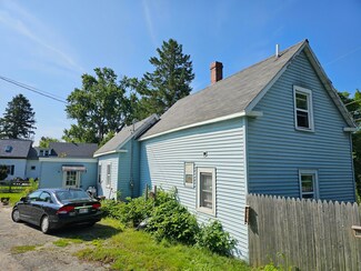 553 Valley Ave, Bangor, ME 04401