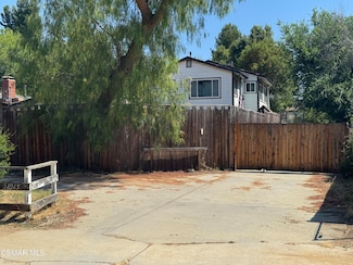 28245 W Driver Ave, Agoura Hills, CA 91301