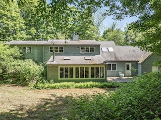 340 Hanks Hill Rd, Storrs Mansfield, CT 06268