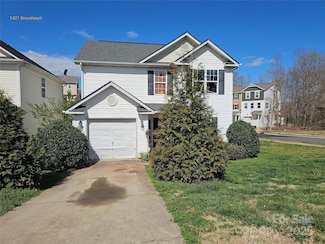 1421 Braveheart Ln, Charlotte, NC 28216