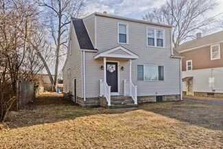 25 Verge St, Springfield, MA 01129