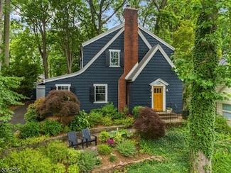 105 Wellington Ave, Short Hills, NJ 07078