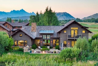 2655 3 Creek Dr, Jackson, WY 83001