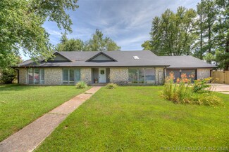 21508 E 35th St S, Broken Arrow, OK 74014