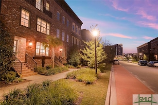 453 Port St, Savannah, GA 31401