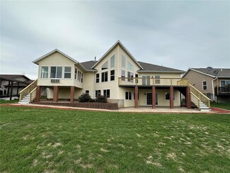 2536 Bryant Blvd SW, Cedar Rapids, IA 52404