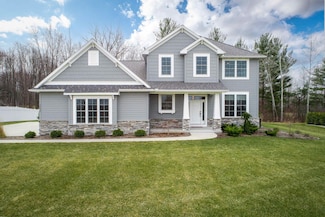3042 Hidden Meadows Dr, Midland, MI 48642