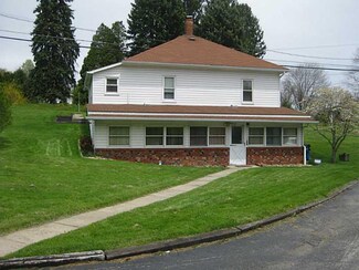 72 Oak St, Homer City, PA 15748