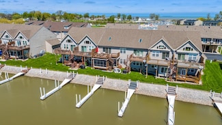 8928 W Canada Goose Ct, Oak Harbor, OH 43449