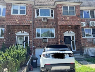 14760 Grand Central Pkwy, Jamaica, NY 11435