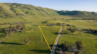 0 Thermal Rd, Sanger, CA 93657