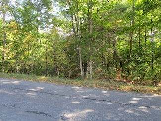 000 Frenchs Mill Rd, Sangerville, ME 04479