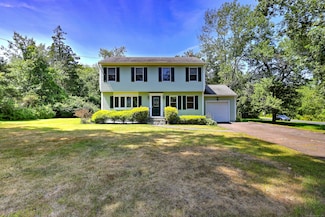 119 Fairwood Rd, Bethany, CT 06524