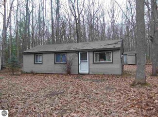 7141 Nicole Dr, South Branch, MI 48761