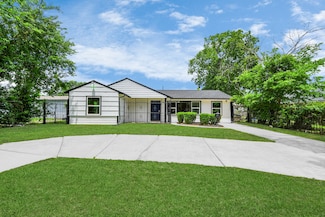 6018 Beekman Rd, Houston, TX 77021