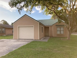 1135 SW Fairfax Glen, Lake City, FL 32025