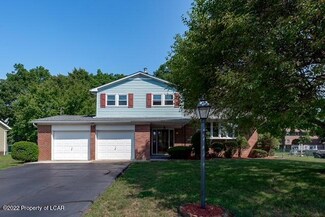 13 Terrace Dr, Mountain Top, PA 18707