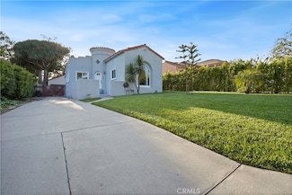 4615 Grand Ave, La Canada Flintridge, CA 91011