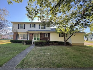 220 N Illinois St, Chrisman, IL 61924