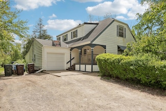 3730 S Sunnyslope Rd, New Berlin, WI 53151