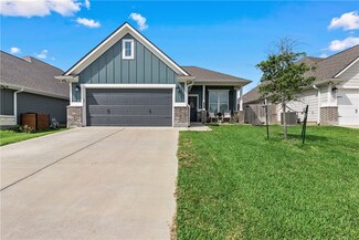3417 Utah Ct, Bryan, TX 77808