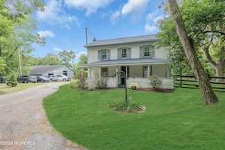 14 Maxim Rd, Howell Township, NJ 07731