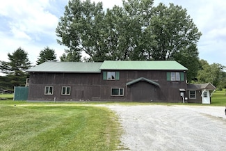 2631 N Grove St, Rutland, VT 05701