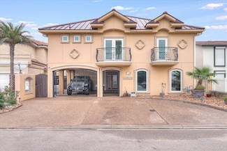 13514 King Phillip Ct, Corpus Christi, TX 78418