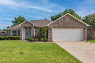 280 Avondale Ln, Bossier City, LA 71112