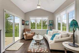 988 Spruce St, Newport, MN 55055
