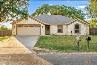 250 Old Waco Rd, Gatesville, TX 76528