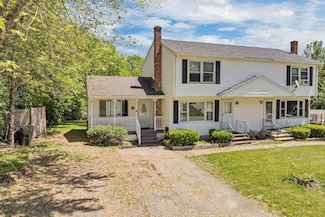 3 Sunnyside Ln, Derry, NH 03038