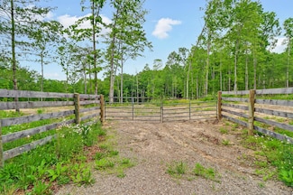 15.18ac Mount Helen Rd, Allardt, TN 38504
