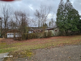 1212 Gravel Bar Rd, Vandergrift, PA 15690