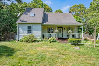 31 Artisan Way, Forestdale, MA 02644