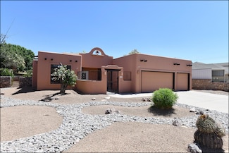 705 Camino Norte Ct, El Paso, TX 79932