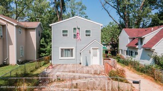 621 Ridgewood Ave, Lansing, MI 48910