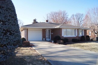 707 E Strain St, Fort Branch, IN 47648
