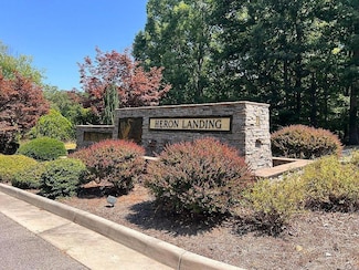 91 Heron Landing Ct, Gretna, VA 24557