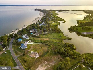 45246 Lighthouse Rd, Piney Point, MD 20674
