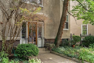 8 Avon St Unit 1, Cambridge, MA 02138