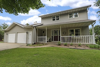 32665 Academy Rd, Burlington, WI 53105