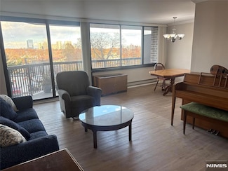 770 Anderson Ave Unit 4K, Cliffside Park, NJ 07010