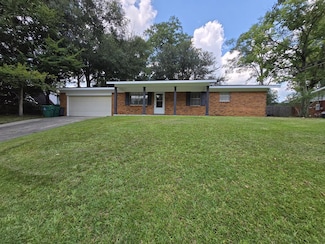 1403 Holly Ct, Picayune, MS 39466